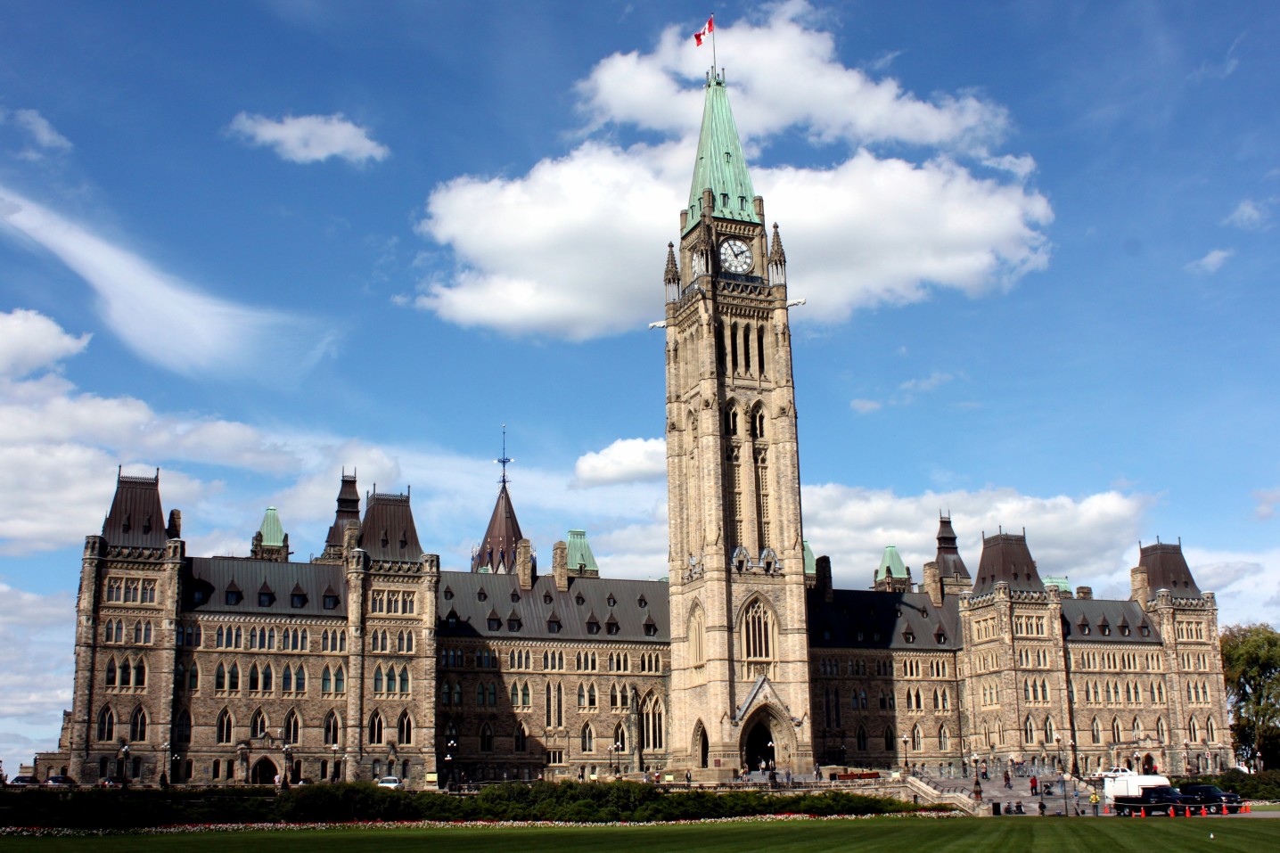 40 years of Bible study on Parliament Hill – Spur Ottawa